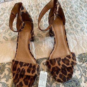 Leopard old navy sandals